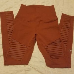 ALO Yoga Pants - Alo Moto Leggings ALO Yoga Pants - Alo Moto Leggings